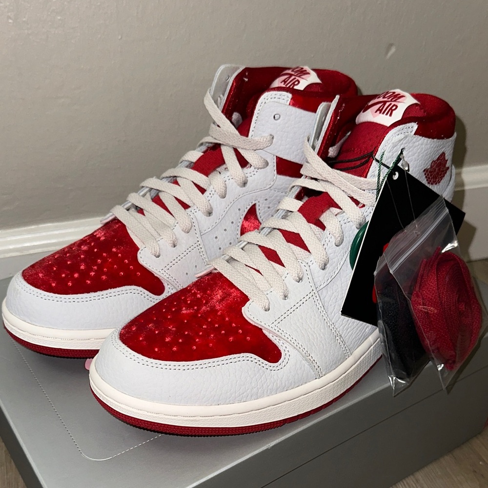Jordan 1 Valentine's Day (2023) (Women's)